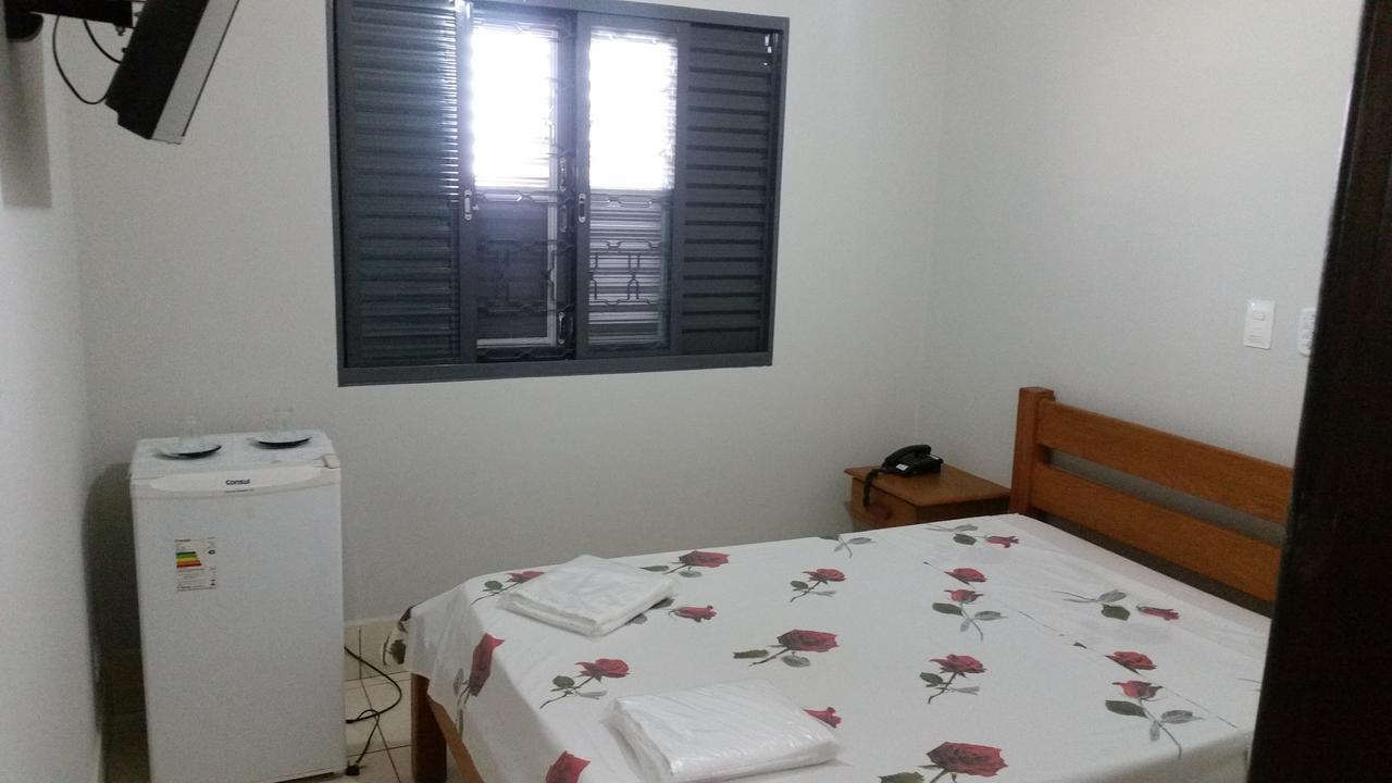 Florenca Hotel Santo Anastácio 外观 照片